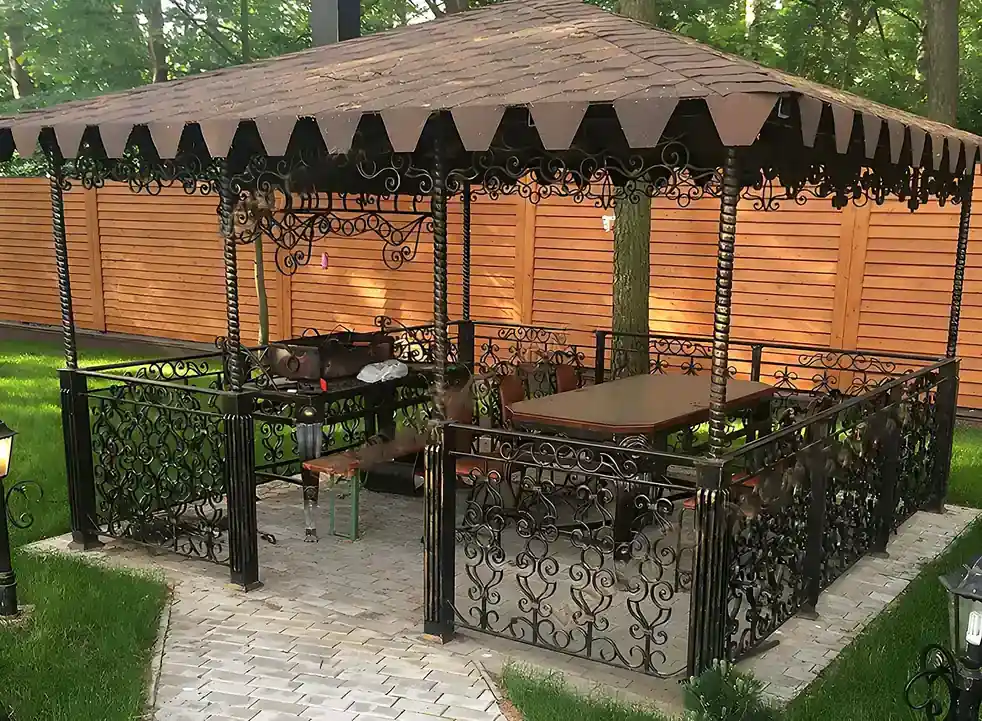 Кованая беседка «Грация» — металлическая беседка, 4,0 × 3,0 м, 12 м²